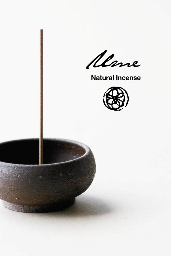 UME Natural Incense Wabi Sabi Mud Clay Incense Bowl, Closeup