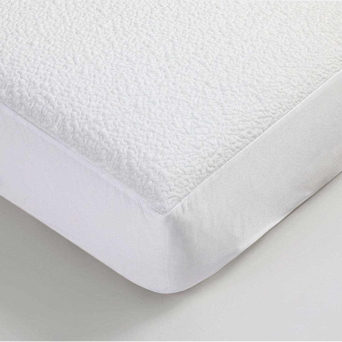 AiryWeight Eucalyptus Mattress Protector