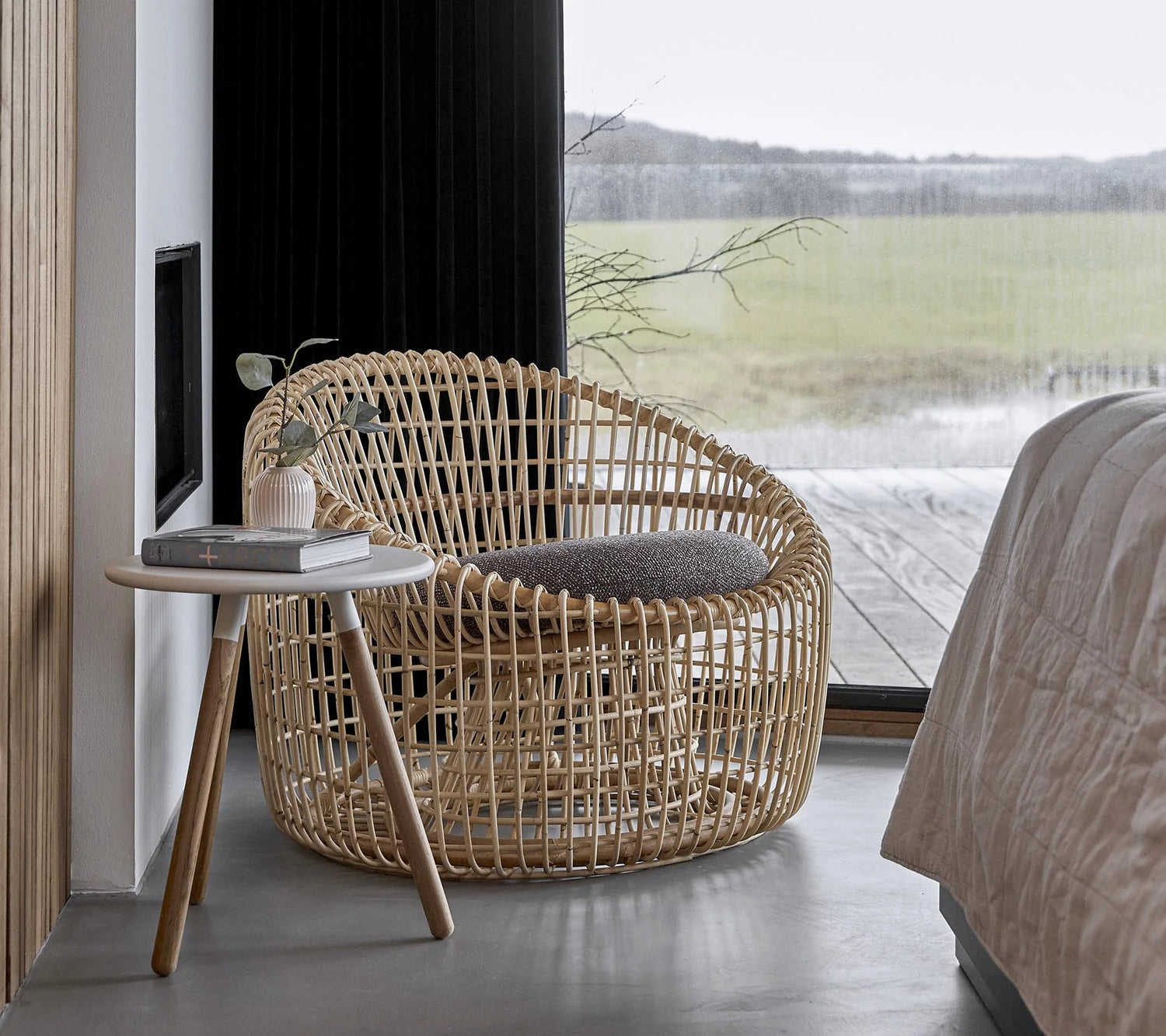 Nest Round Lounge Chair, Indoor