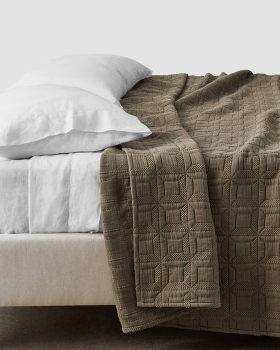The Citizenry Ayla Organic Cotton Quilted Bed Blanket