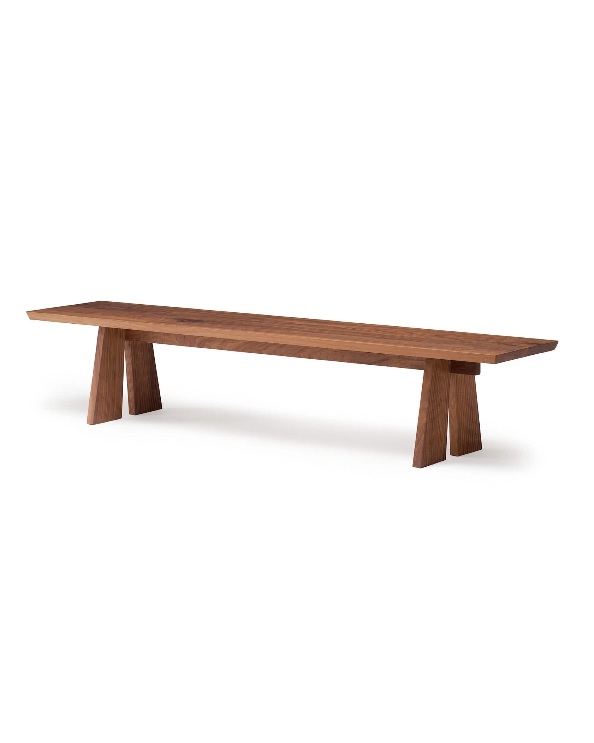 HAKAMA Bench, Walnut Natural