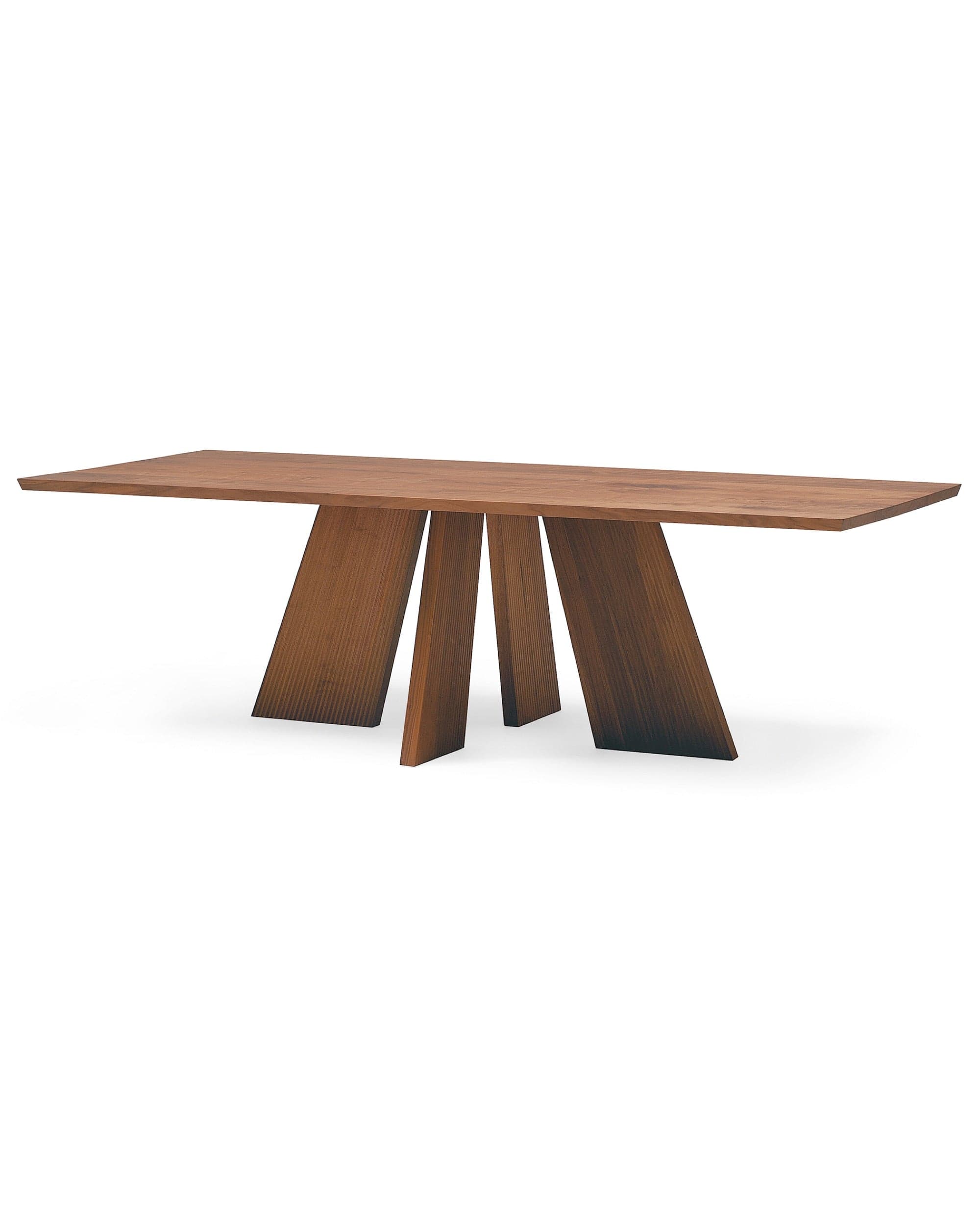 HAKAMA Table Walnut Natural