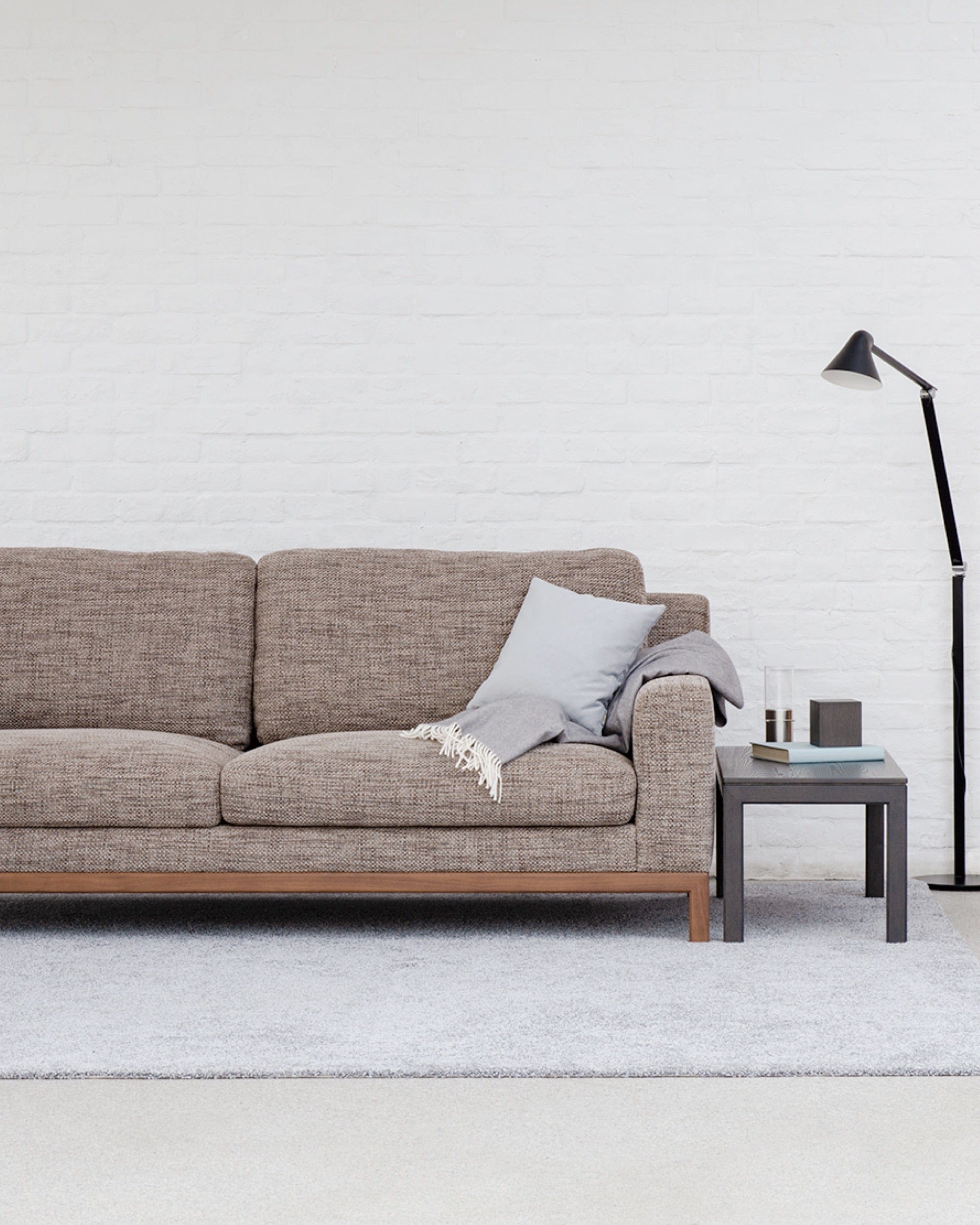 QUODO Sofa by CondeHouse