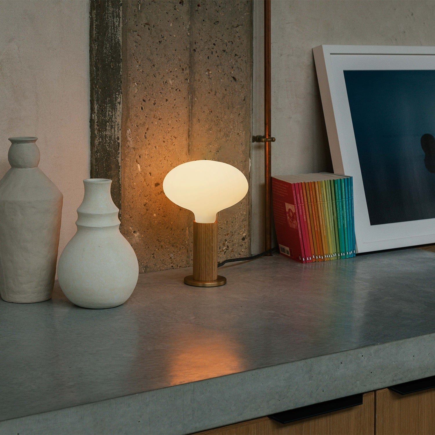 Knuckle Table Lamp in Oak + Oval