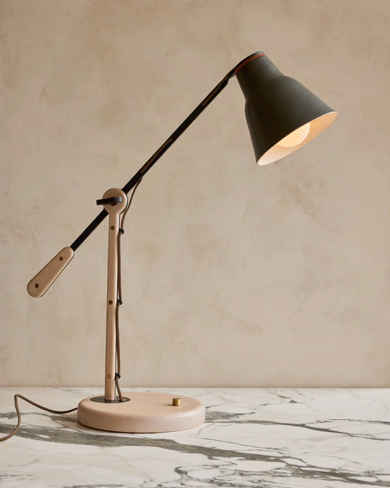 Alek Desk Lamp