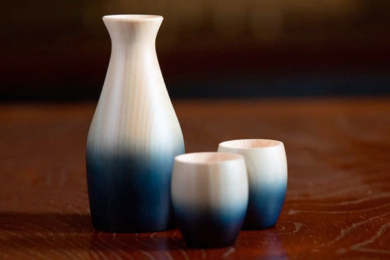 Wood Hinoki Sake Bottle & Cups Set (Indigo Japan Blue)