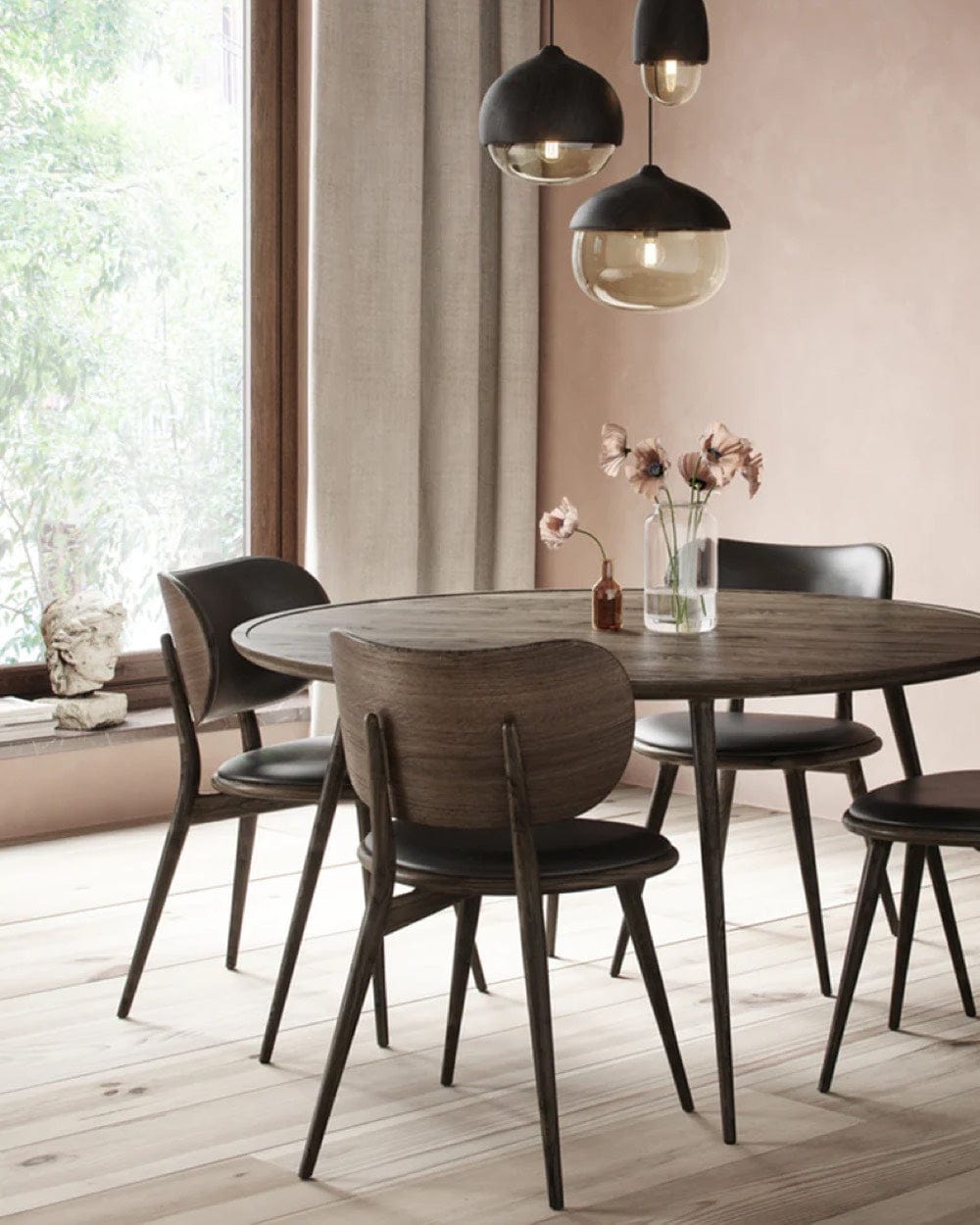 Accent Dining Table, Dia 140 cm