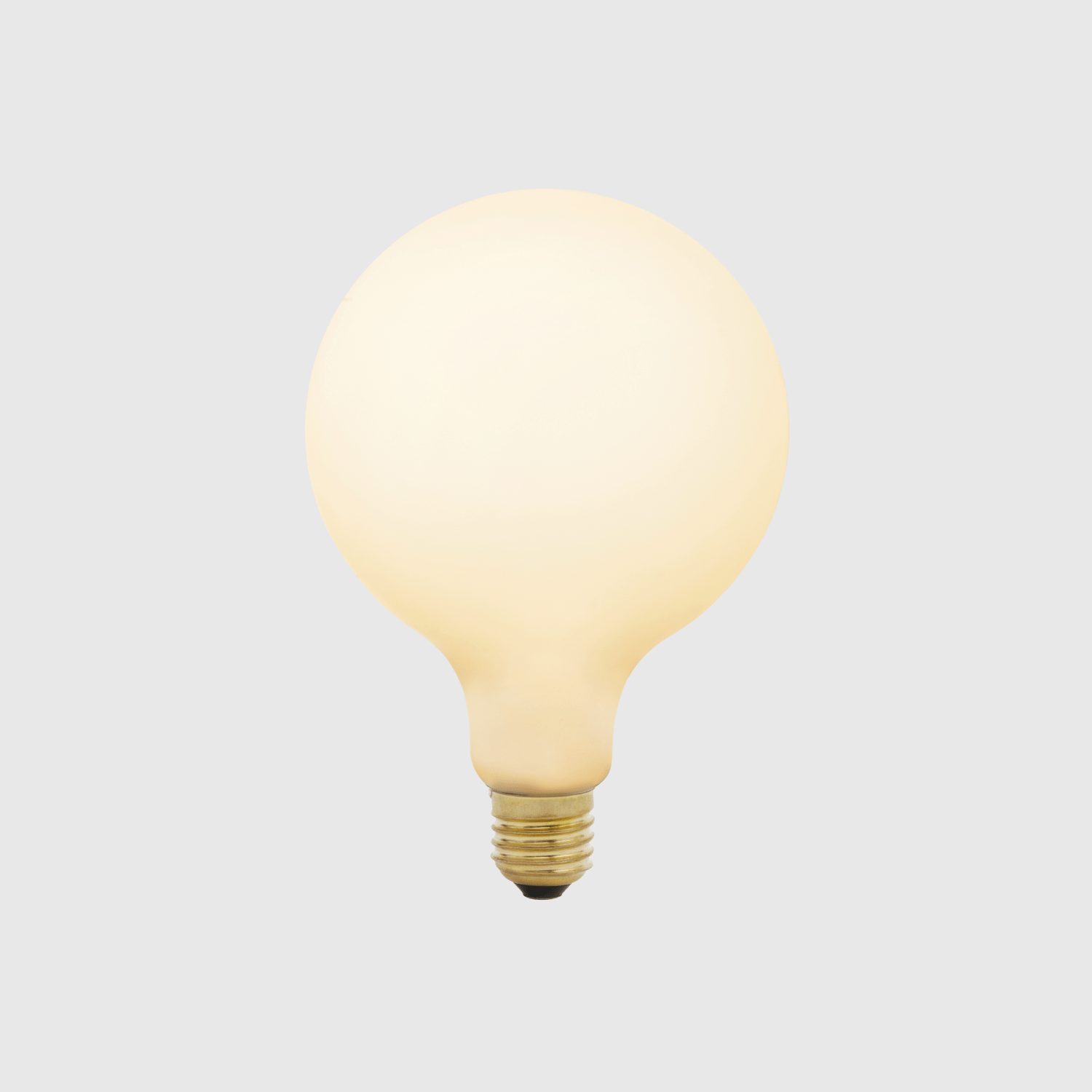 Porcelain III E26 LED Bulb