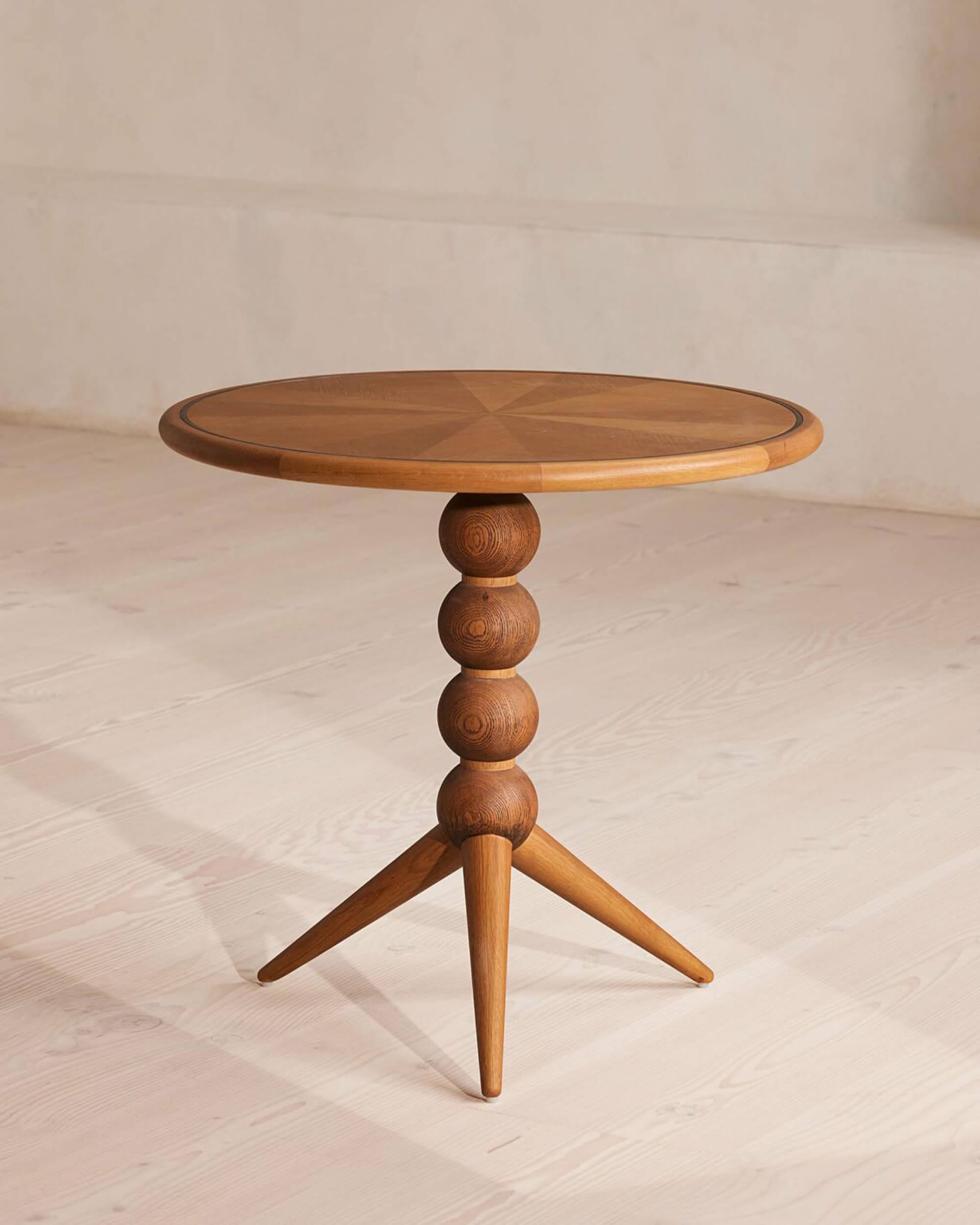 Soho Home Portland Contrast Bobbin Bistro Table, Oak