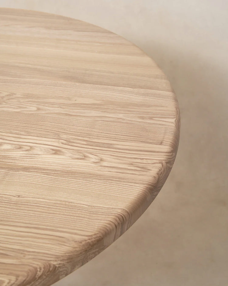 House of Leon Round Topa Topa Dining Table - Natural