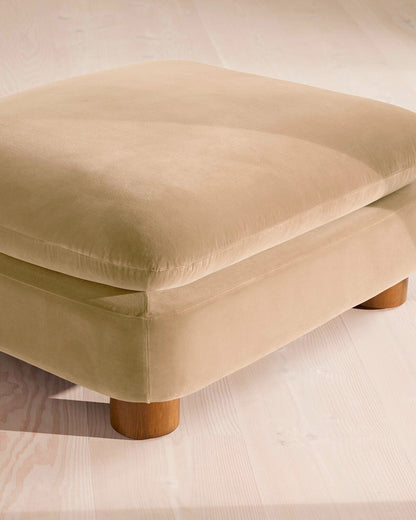 Vivienne Ottoman