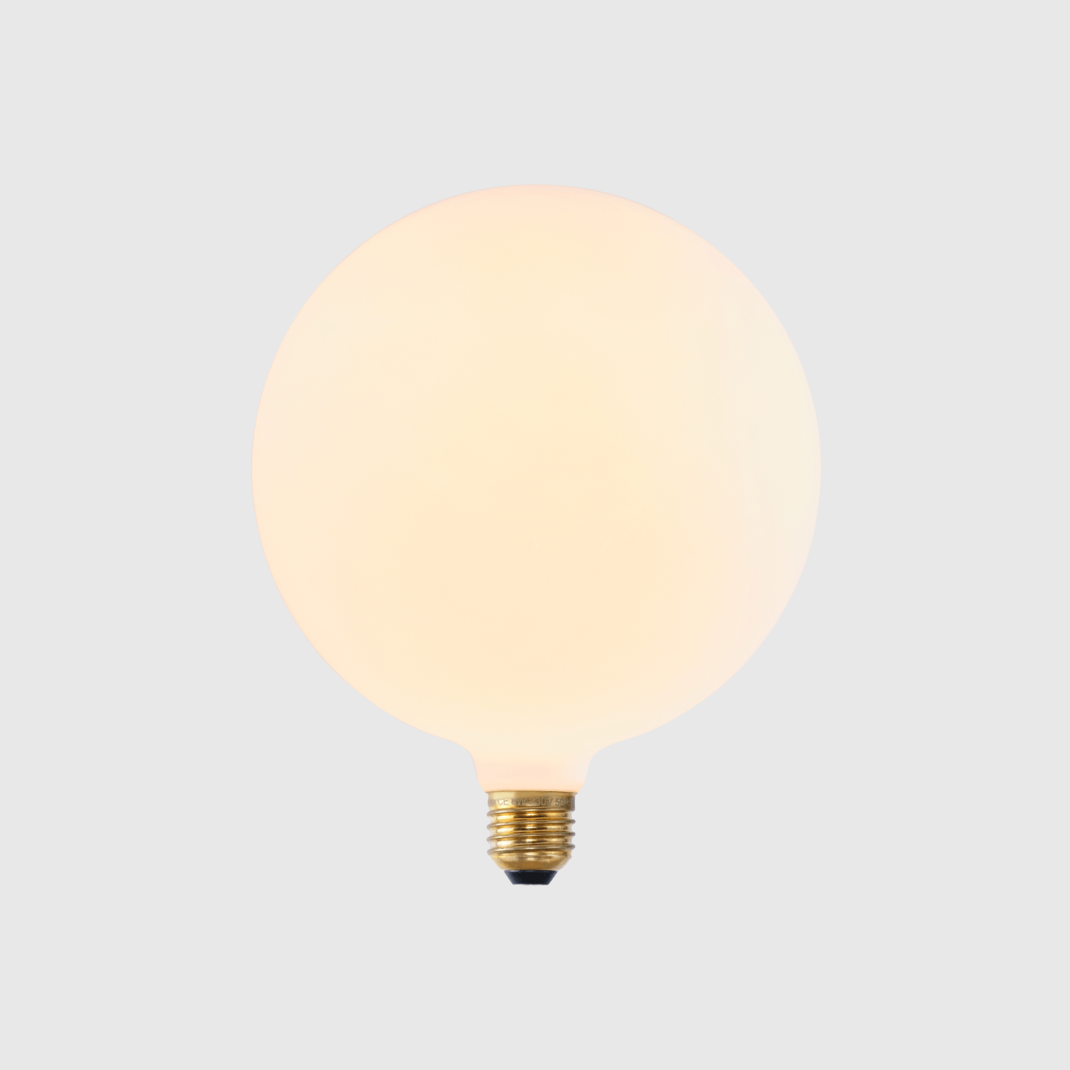 Sphere V E26 Dim-to-Warm LED Bulb