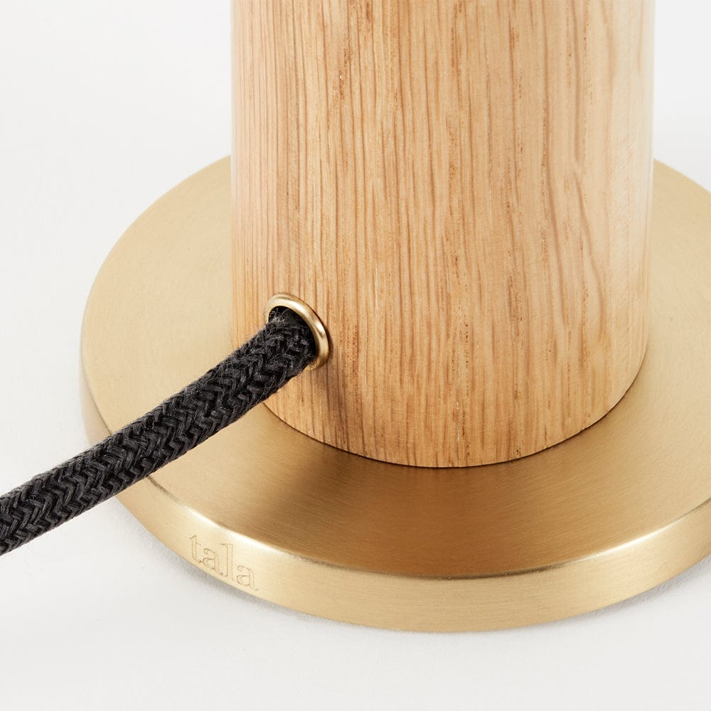 Knuckle Table Lamp in Oak