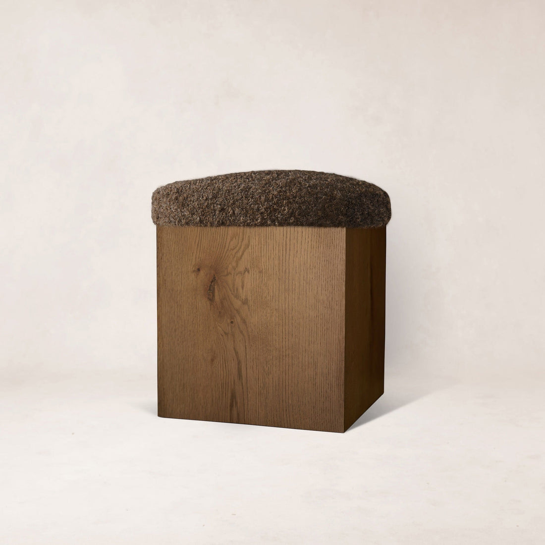 Saddle Oak Ottoman - Mocha