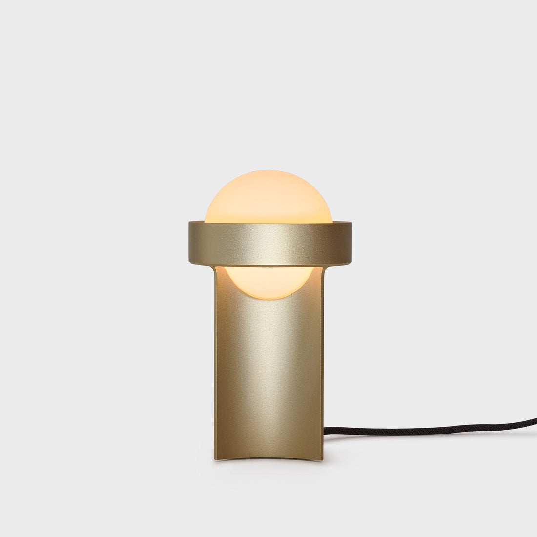 Loop Table Lamp in Gold + Sphere III