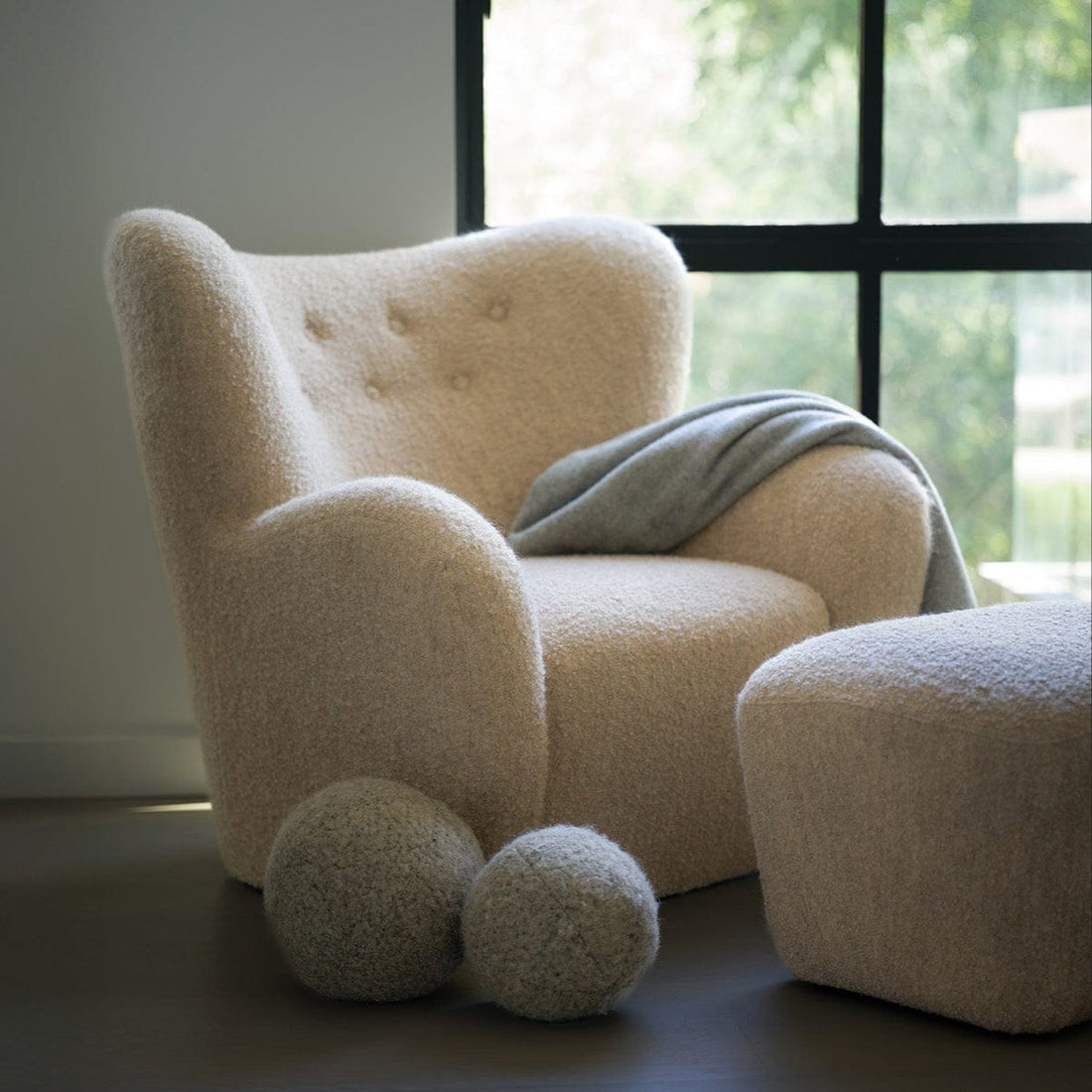 Papa Teddy Chair - White Boucle