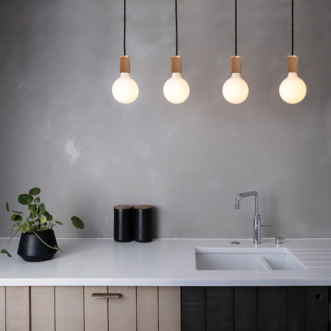 Porcelain III Pendant Light in Oak