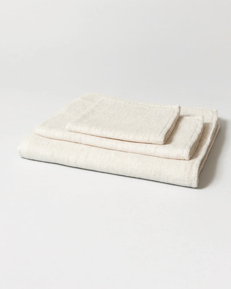 Claire Towel, Almond Powder Set