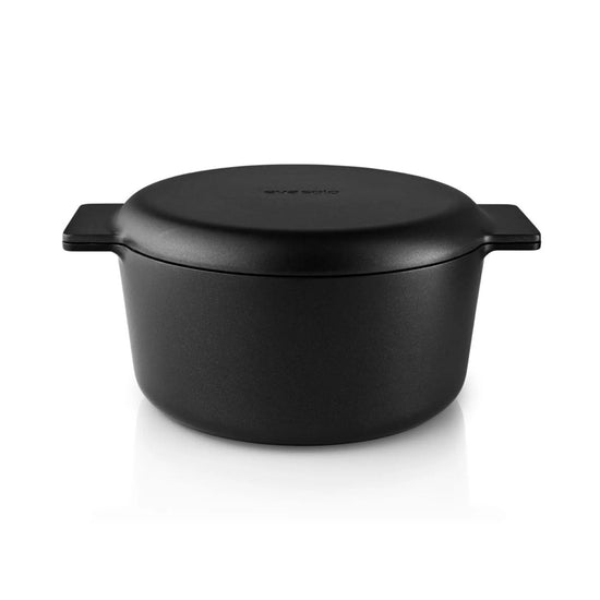 Nordic Kitchen Pot 4.75 qt - Black Angle View