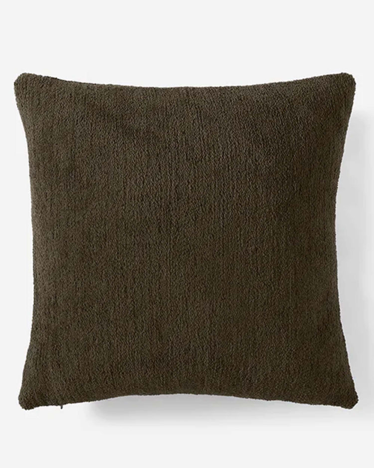Snug-Throw-Pillow